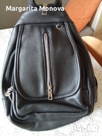 Чанти от естествена кожа и една от плат , снимка 2 - Чанти - 53200972