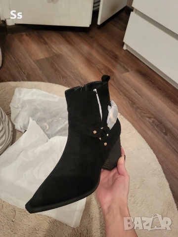 Нови велурени боти на дебел ток, снимка 2 - Дамски боти - 52753427