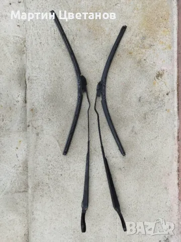 Части от Крайслер Гранд Вояджър 3, снимка 5 - Части - 49336332