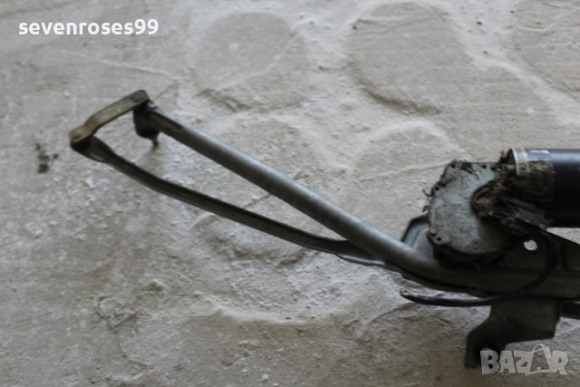 Мотор чистачки предна VW Passat 3, 357955113B , снимка 4 - Части - 36860348