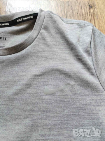 Nike Dri-FIT - страхотна дамска тениска S, снимка 3 - Тениски - 51031005