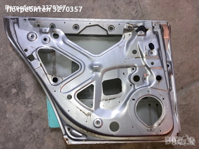 Audi A4 B6: окачване, щора, врата, снимка 4 - Части - 52405092