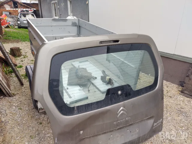 Стъкло за врата багажник Пежо Партнер-Ситроен Берлинго, снимка 2 - Части - 49944052