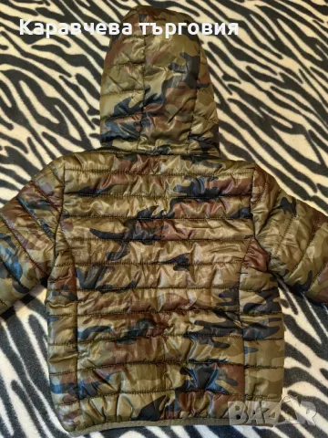 Детско яке, снимка 2 - Детски якета и елеци - 47555815