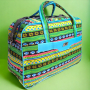 Големи летни пътни чанти с красив цветен принт