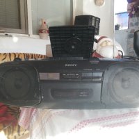 радио касетофон Sony , снимка 1 - Радиокасетофони, транзистори - 43541343