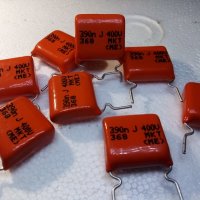 Метализирани полиестерни кондензатори МКТ 0,39uF/400V, снимка 1 - Друга електроника - 37000137