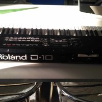 Синтезатор Roland D-10, снимка 2 - Синтезатори - 43845418