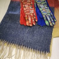Дамски шалове и ръкавици , снимка 7 - Шапки - 15644905
