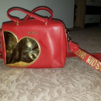 Оригинална дамска чанта Moschino, снимка 7 - Чанти - 38430182