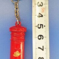 Сувенир от Лондон – ключодържатели символи Лондон: телефонна кабина, пощенска кутия, снимка 8 - Други стоки за дома - 35838191