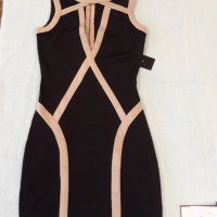 Черна луксозна ластична рокля с бежова гарнитура , с дълъг стабилен цип , елегантна , къса, секси 