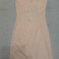 Малка бяла рокля къса с презрамки- регулируеми, сребристи орнаменти , вградени подплънки на бюста , снимка 14 - Рокли - 37476594