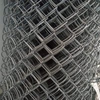 Мрежа плетена оградна с отвор на карето 30 мм Х 30 мм / Дължина - 10 метра (цената е за 1 кг), снимка 1 - Огради и мрежи - 44065999