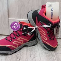 Нови топли спортни обувки за момиче, н.32, снимка 1 - Детски обувки - 43205534