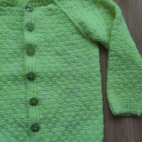 НОВА детска жилетка 4- 5 годинки, снимка 9 - Детски пуловери и жилетки - 44004003