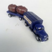 Американско метално камионче, снимка 4 - Колекции - 32614401