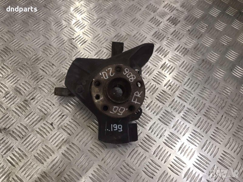 Предна дясна главина Peugeot 806,2.0i,1999г., снимка 1