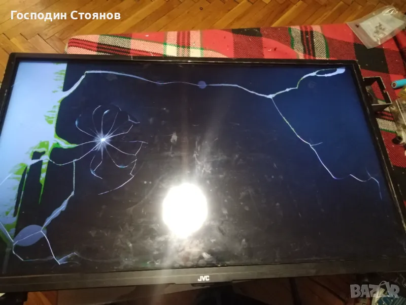 JVC LT32VAH3000 , снимка 1