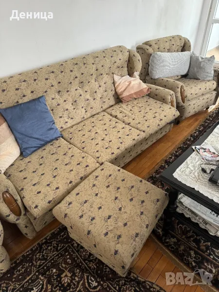 Диван с фотьойли и табуретки, снимка 1