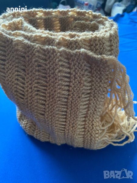 вълнен шал цвят бежов  плетен  дълж 1.37 см, снимка 1