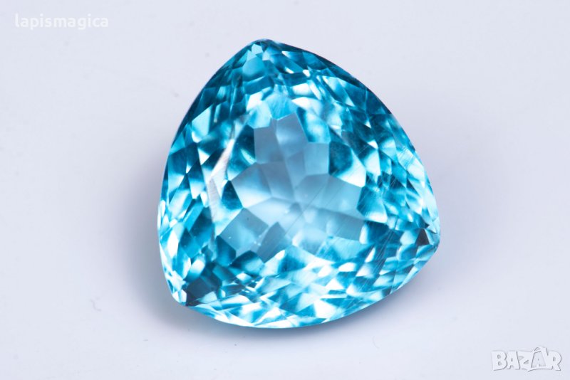 Голям син топаз 18.5ct VVS трилион шлифовка, снимка 1