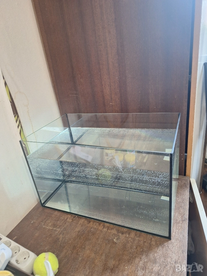 Аквариум 45 литра , снимка 1