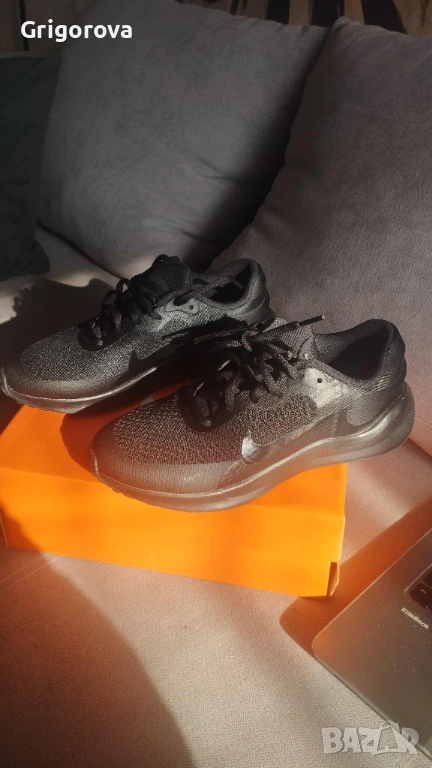 Дамски маратонки Nike, снимка 1