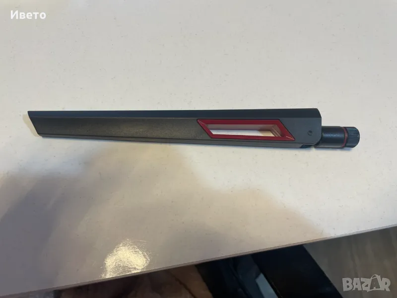 Mногопосочна Wi-Fi антена, Qoltec 2.4, 5GHz, 5dBi, снимка 1