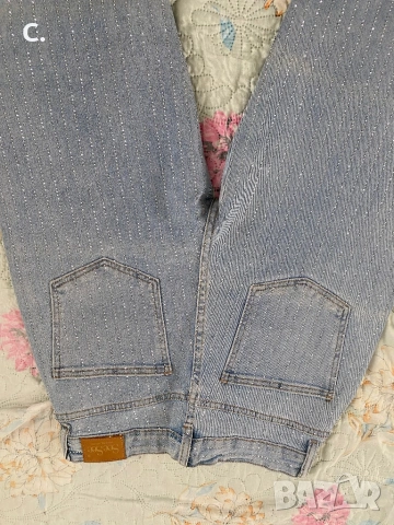 Дамски дънки с камъни, снимка 4 - Дънки - 53368812