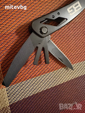 Мултитул Gerber с калъфче и комплект битове към него, снимка 8 - Такъми - 53126300