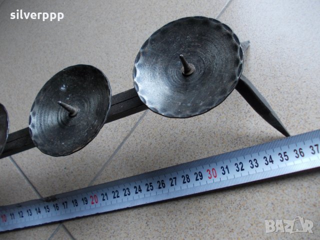  Масивен кован свещник , снимка 3 - Други ценни предмети - 27056714