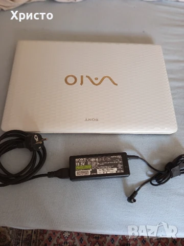 продавам лаптоп sony