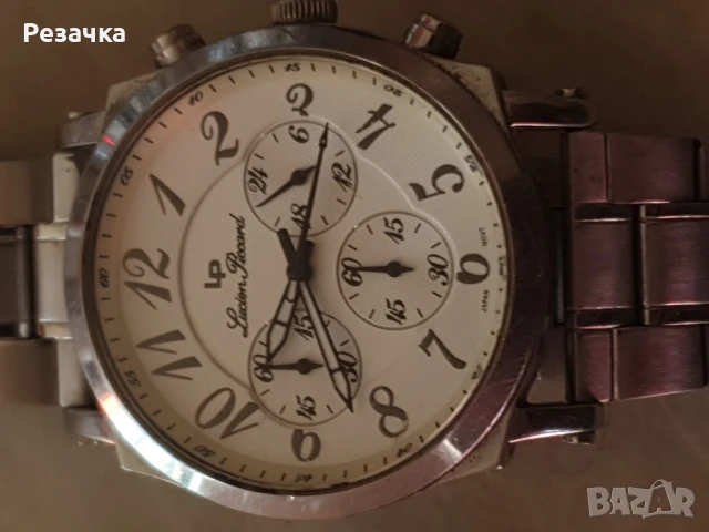 Хронограф и уни с нова кайшка.