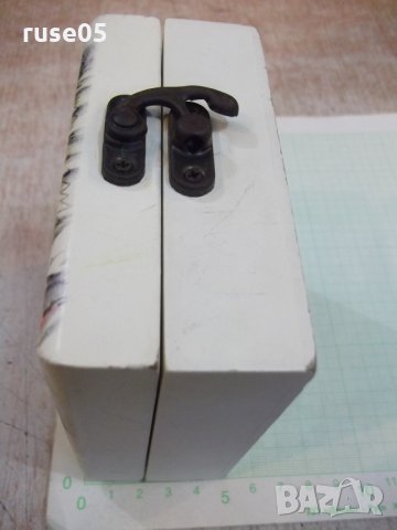 Кутия дървена бяла с цветна апликация и огледало, снимка 6 - Други ценни предмети - 26526398