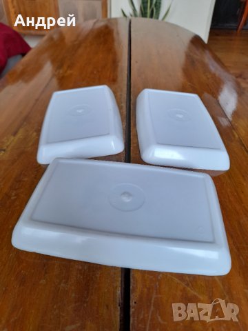 Стара пластмасова чиния,чинийки, снимка 5 - Други ценни предмети - 33250967