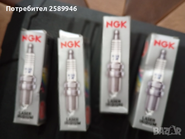 Маслен филтър и Свещи за мотор Suzuki gsxr600, снимка 3 - Мотоциклети и мототехника - 52404196