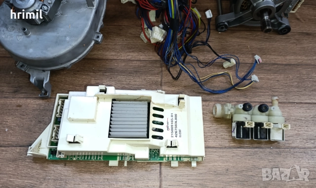 Части за пералня Ariston AMD 129, снимка 2 - Перални - 51831018