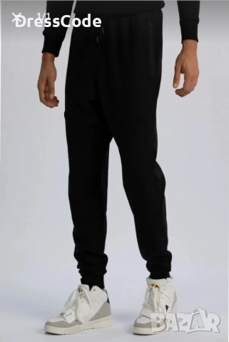 Мъжко черно долнище на анцуг