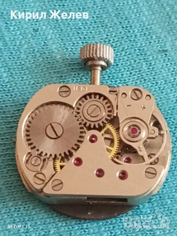 Стар механичен часовник дамски СЛАВА СССР 17 камъка за ремонт части КОЛЕКЦИЯ 43889, снимка 10 - Антикварни и старинни предмети - 50419582