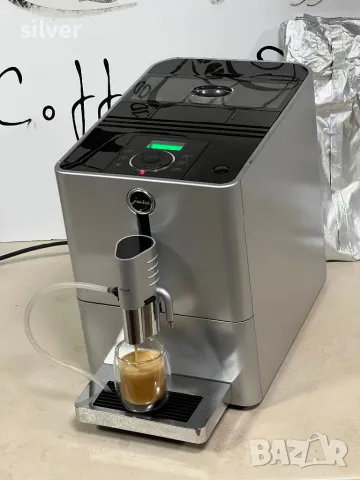 Кафемашина кафе автомат jura ena 9 micro с гаранция, снимка 1