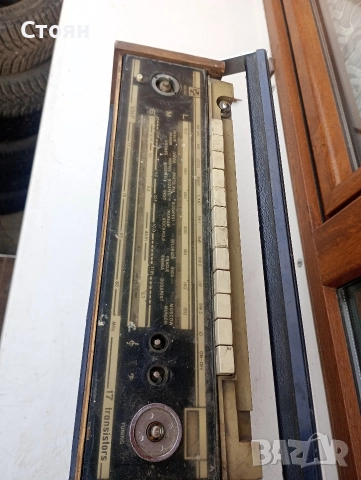 радио Рига , снимка 2 - Радиокасетофони, транзистори - 52975554