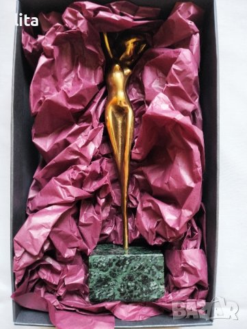 Статуетка Грация, снимка 3 - Статуетки - 43595332