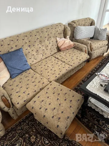 Диван с фотьойли и табуретки, снимка 1
