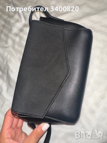 Черна дамска чанта , снимка 2 - Чанти - 50930501