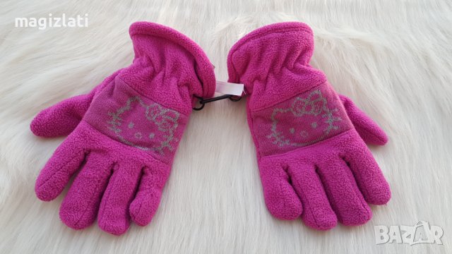 Шапка шал и ръкавици 5-8 години, снимка 8 - Шапки, шалове и ръкавици - 43018246