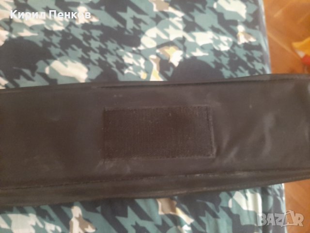 Немски комплект триъгълник и  аптечка , снимка 2 - Аксесоари и консумативи - 37993735