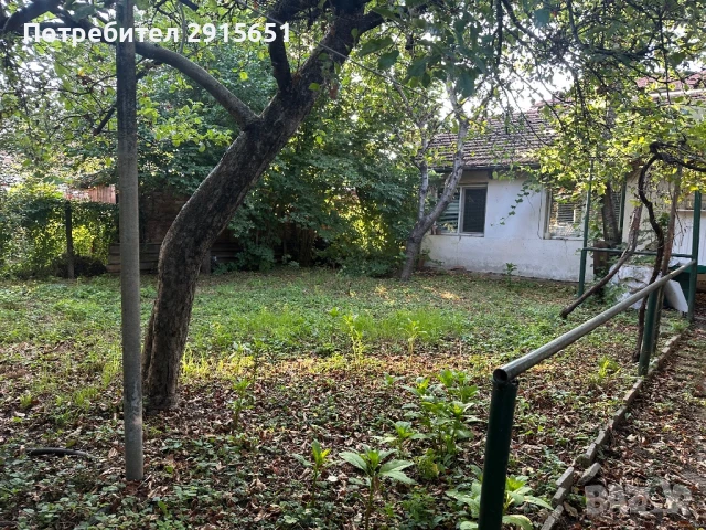 Продавам къща с пристройка , гараж и работещ магазин , снимка 2 - Къщи - 51298920