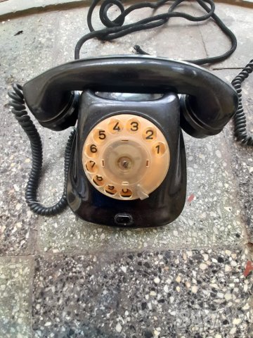 Стари бакелитови телефони, снимка 3 - Антикварни и старинни предмети - 37043431