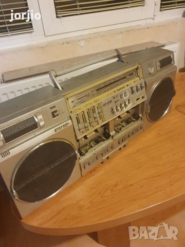 SHARP  GF 575 и друго модели на части, снимка 3 - Радиокасетофони, транзистори - 39783036